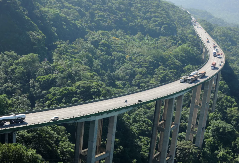 siga-facil:-portico-eletronico-entra-em-fase-de-testes-no-sistema-anchieta-imigrantes;-entenda