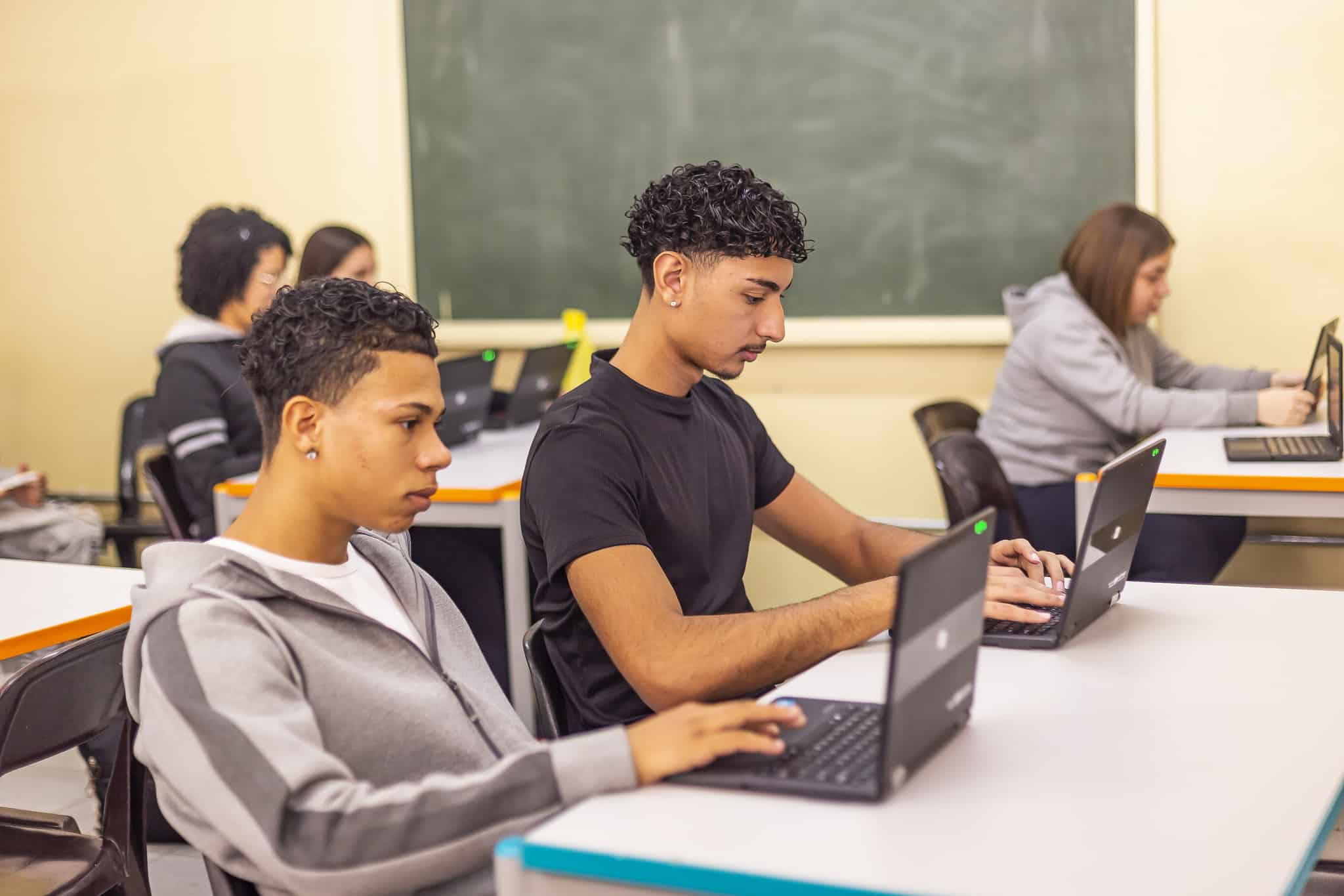 beem-tem-94-oportunidades-de-estagio-remunerado-para-alunos-do-ensino-tecnico-na-regiao-de-marilia