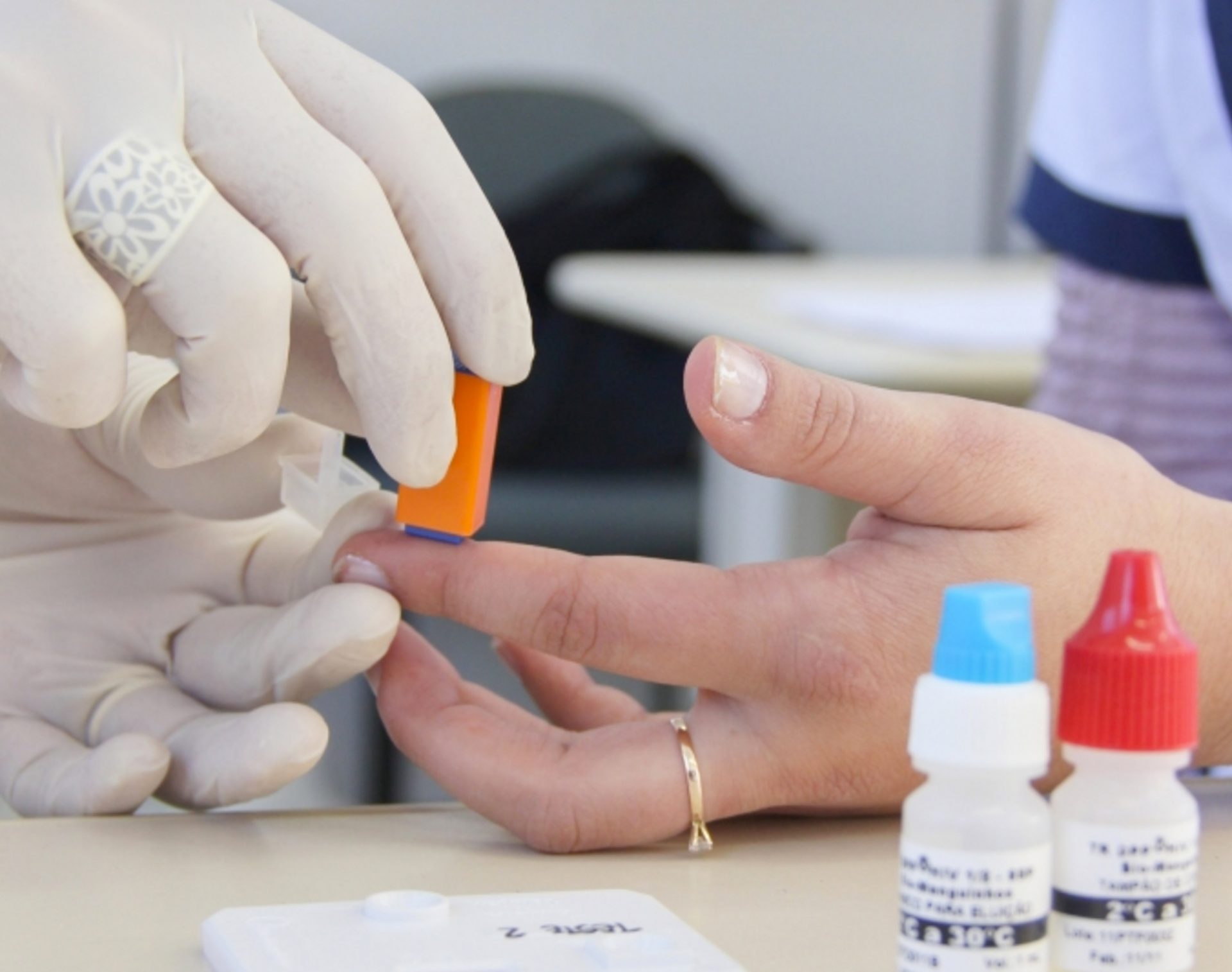 estacao-tatuape-da-cptm-recebe-acao-para-prevencao-ao-hiv-e-outras-ists-nesta-quinta-feira-(18)