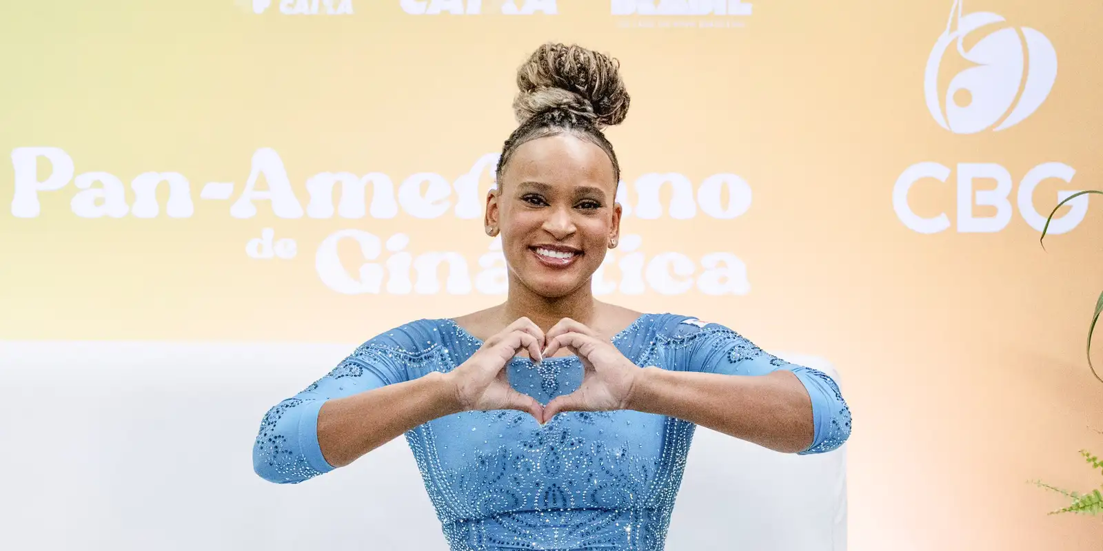 rebeca-andrade-volta-com-ouro-no-pan-de-ginastica-artistica