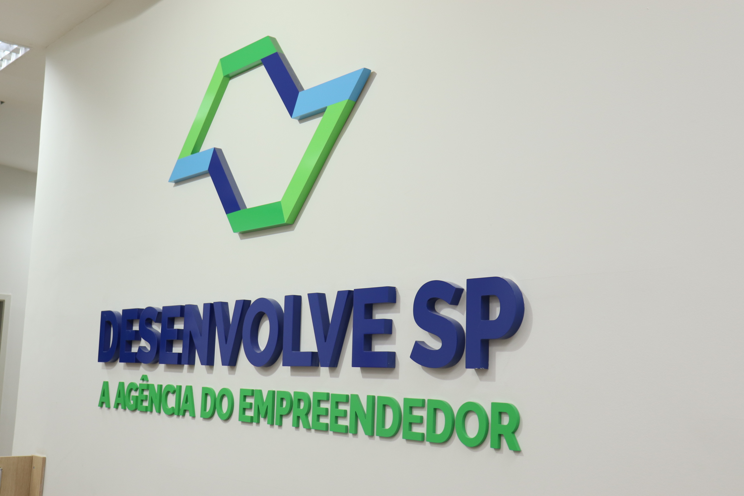 desenvolve-sp-lanca-premio-para-monografias-e-tccs-sobre-desenvolvimento-economico-paulista