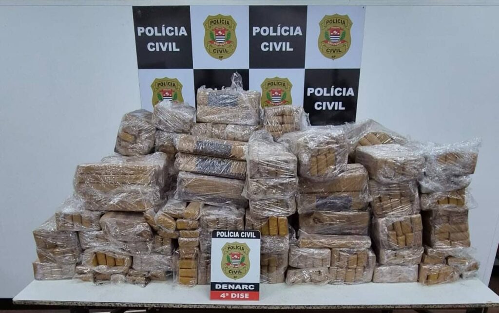 policia-militar-prende-dois-e-apreende-mais-de-750-kg-de-maconha-na-zona-sul-de-sp