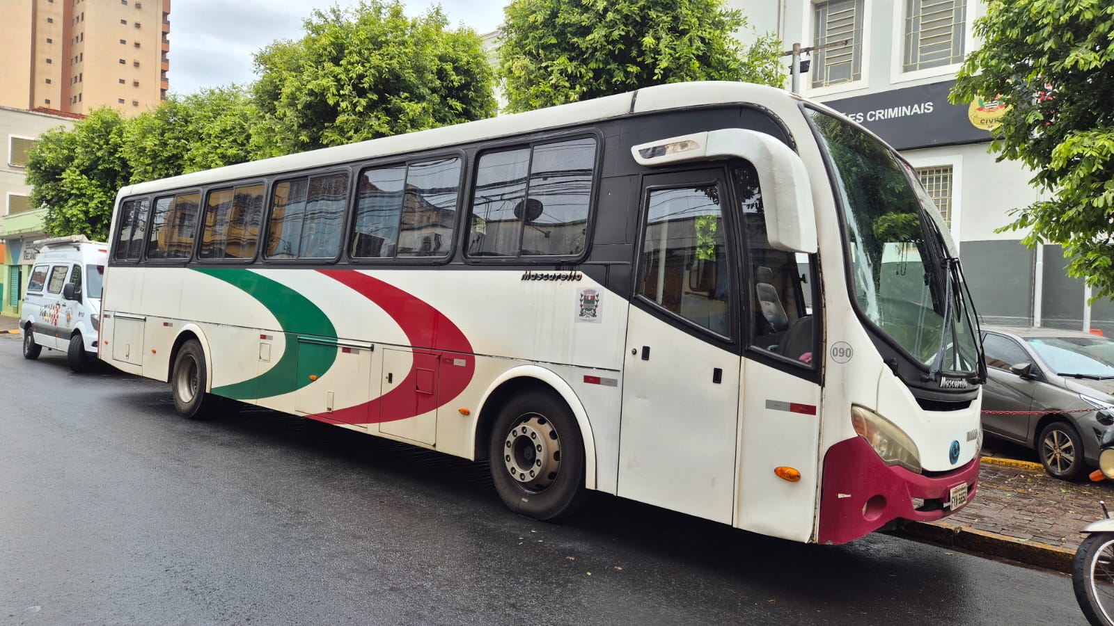 pm-de-sp-prende-homem-que-fez-refens-em-onibus-que-levava-pacientes-para-hospital-em-ribeirao-preto