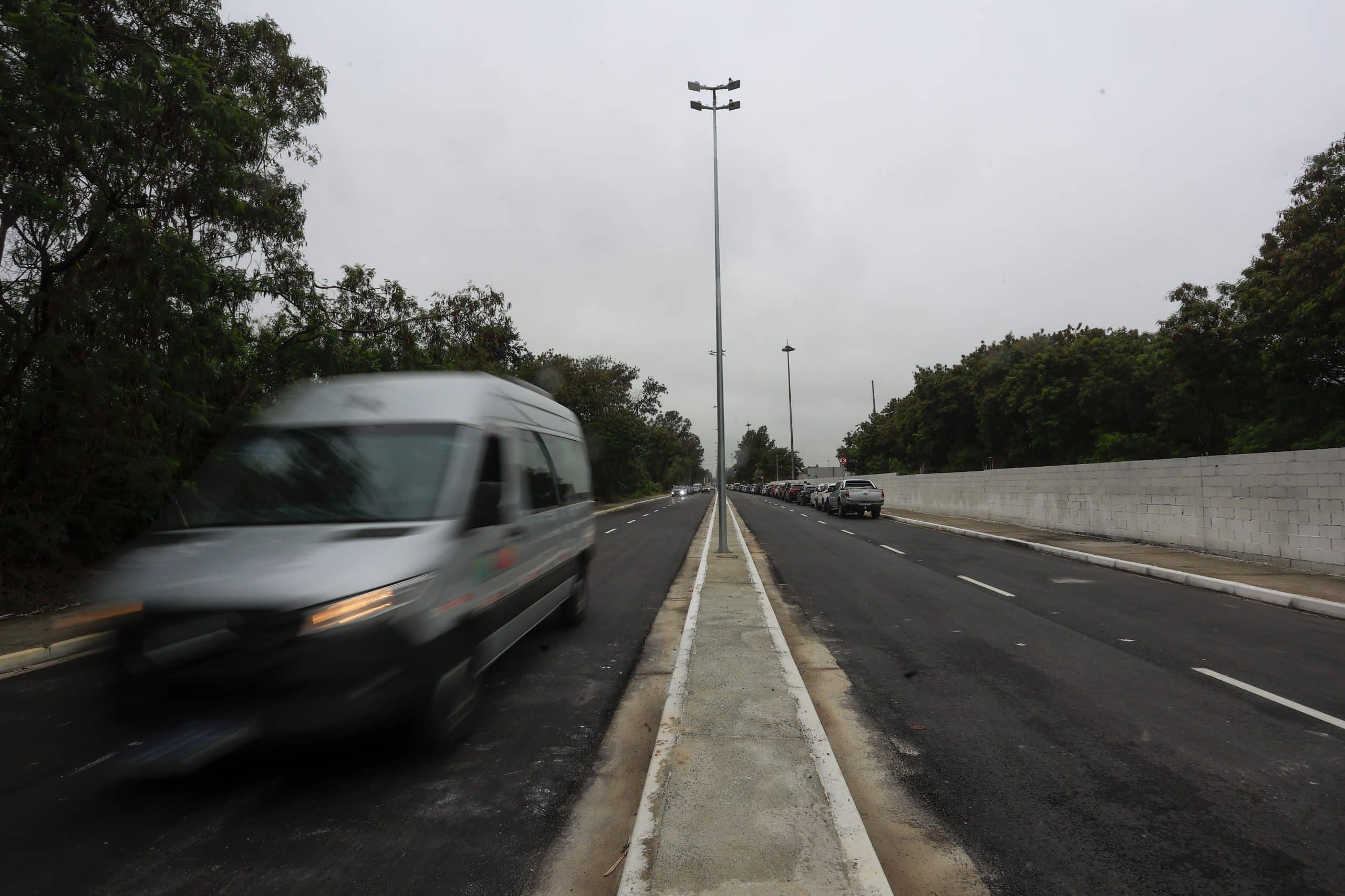 caravana-3d:-governo-de-sp-entrega-obras-de-mobilidade,-esporte-e-lazer-em-carapicuiba