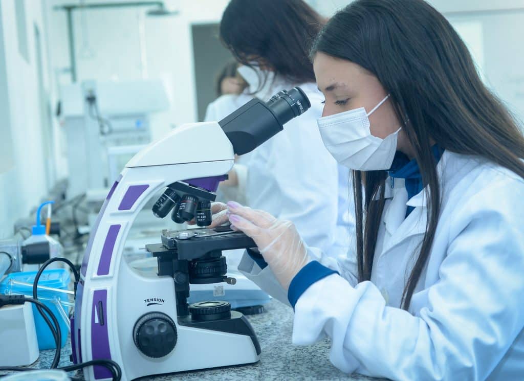 cientistas-propoem-medidas-para-conter-avanco-de-fungos-resistentes-a-medicamentos