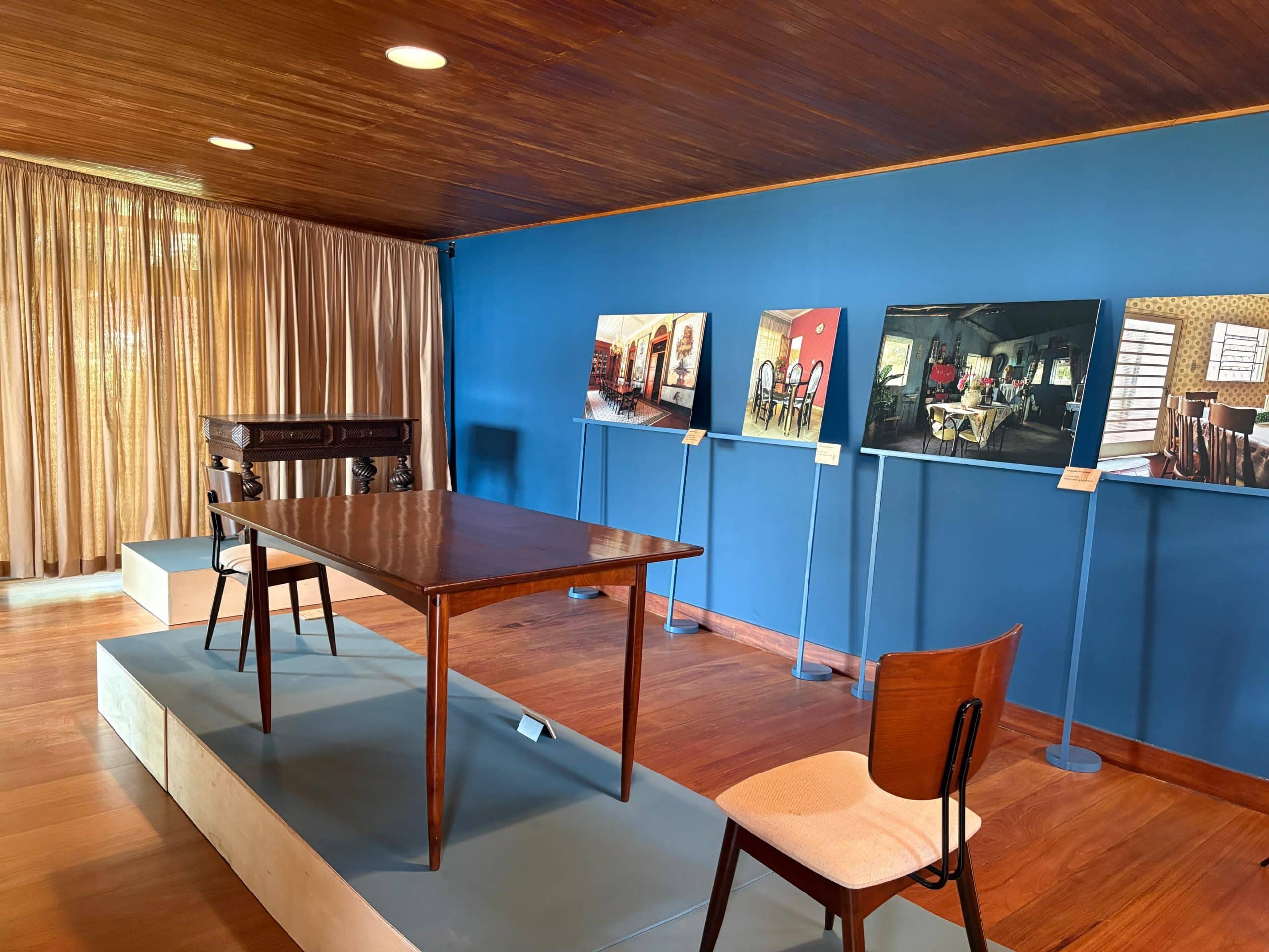 museu-da-casa-brasileira-abre-exposicao-‘sob-a-casa,-outras-casas’-na-residencia-olivo-gomes,-em-sao-jose-dos-campos