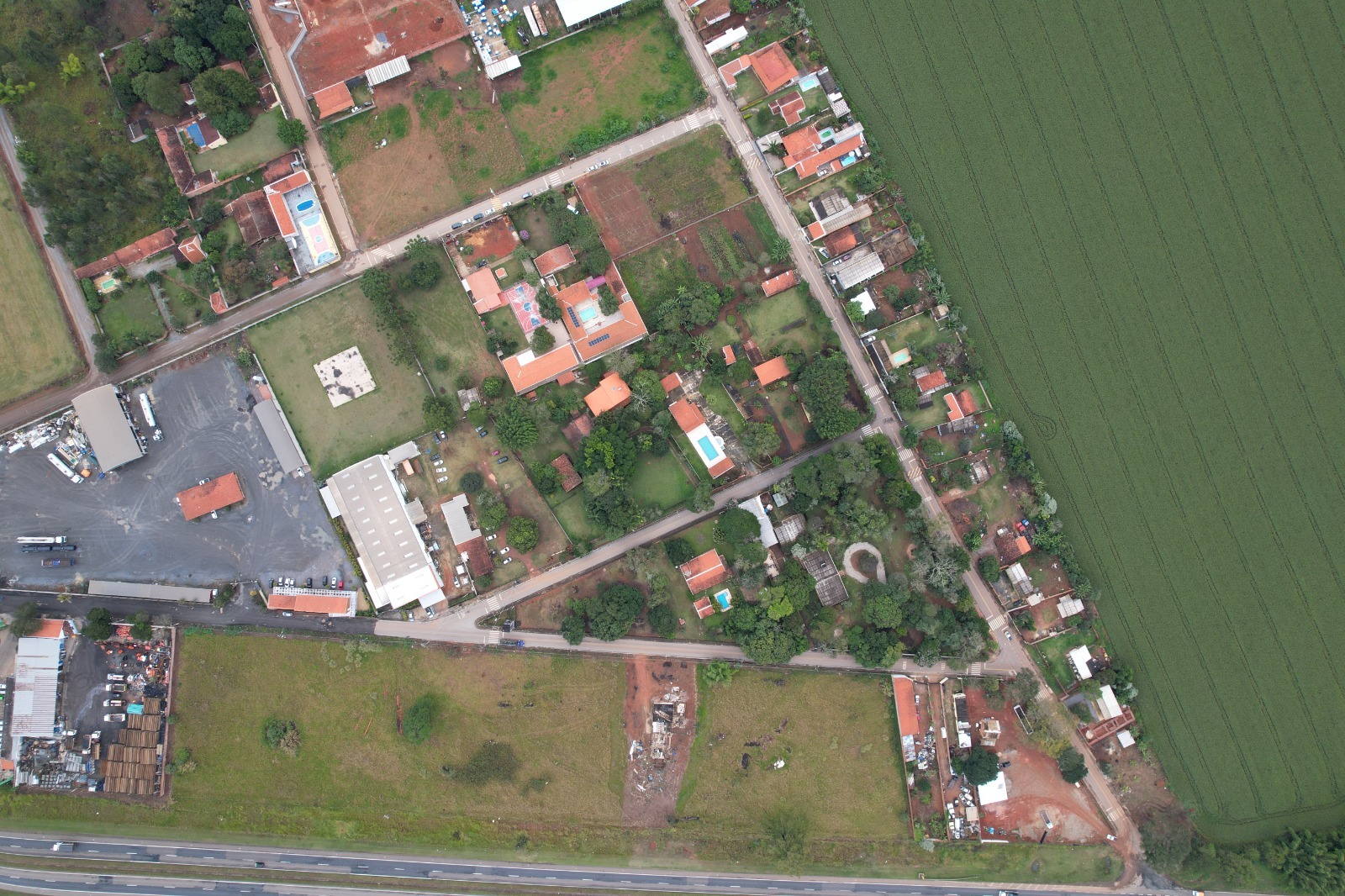 rede-de-esgoto-chega-ao-jardim-novo-aeroporto,-em-itapetininga,-levando-saude,-dignidade-e-desenvolvimento