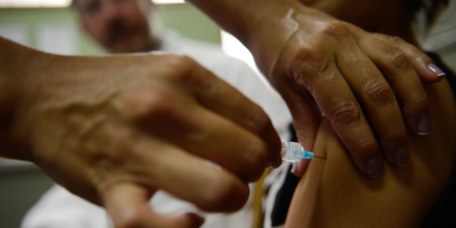 vacinacao-de-adolescentes-de-15-a-19-anos-contra-o-hpv-e-prorrogada