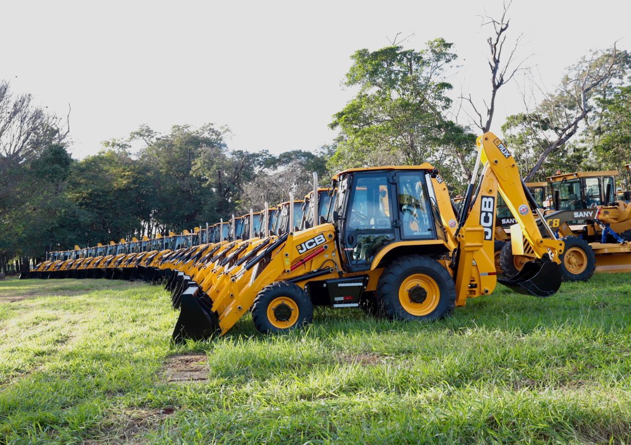governo-de-sp-entrega-maquinas-para-ampliar-apoio-a-produtores-rurais-da-regiao-de-presidente-prudente