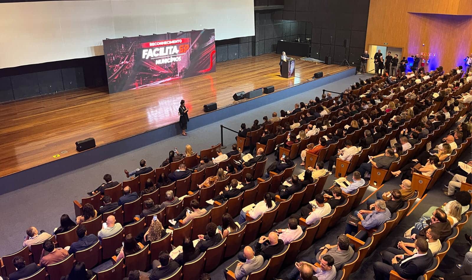 governo-de-sao-paulo-entrega-selo-a-544-municipios-que-aderiram-a-programa-facilita-sp