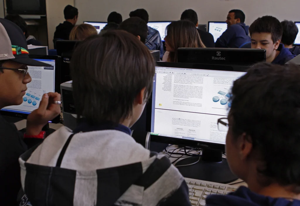regiao-de-sao-jose-do-rio-preto-tem-42-vagas-de-estagio-para-alunos-do-ensino-tecnico-na-rede-estadual