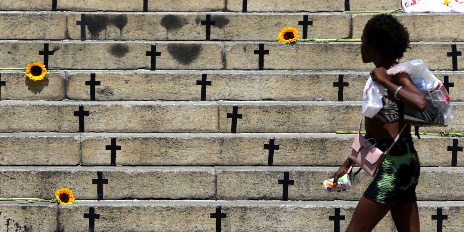 mortes-violentas-caem-8,2%-no-pais-em-2025;-feminicidios-aumentam-4%