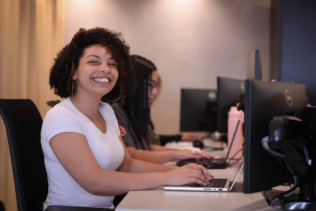 sp-tem-708-oportunidades-de-estagio-remuneradas-para-alunos-do-ensino-medio-tecnico-nesta-semana