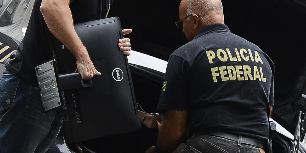 pf-investiga-senador-weverton-rocha-por-suspeita-de-desvios-no-inss