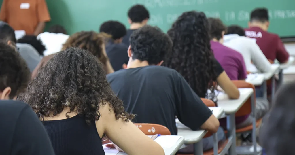 provao-paulista-seriado:-confira-edital-com-15,8-mil-vagas-para-ensino-superior-publico
