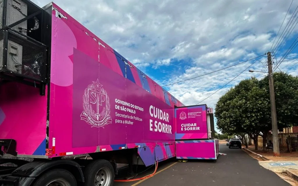 carreta-oferece-atendimento-odontologico-gratuito-para-mulheres-em-aracatuba