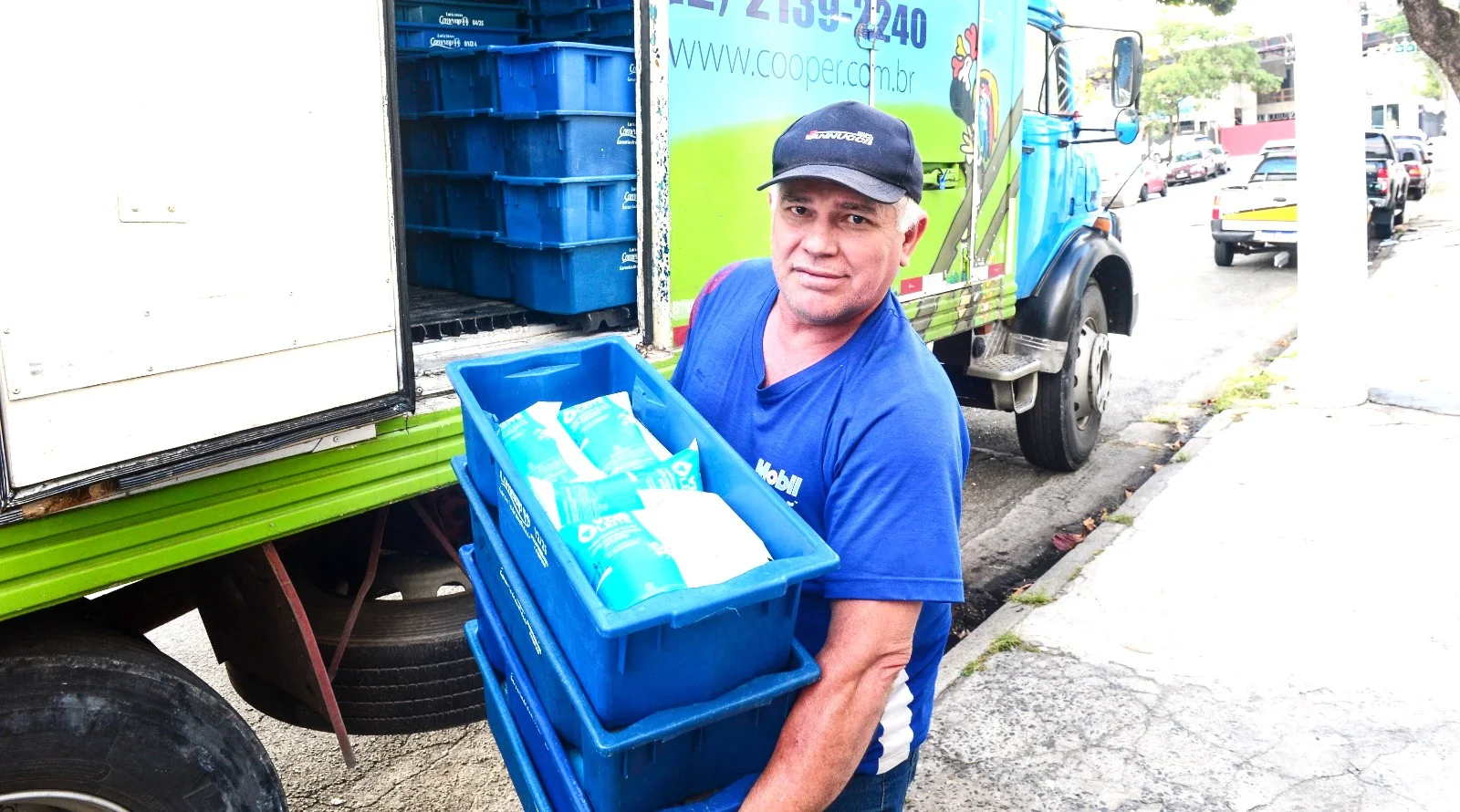 veja-como-participar-de-projeto-que-distribui-leite-para-familias-vulneraveis