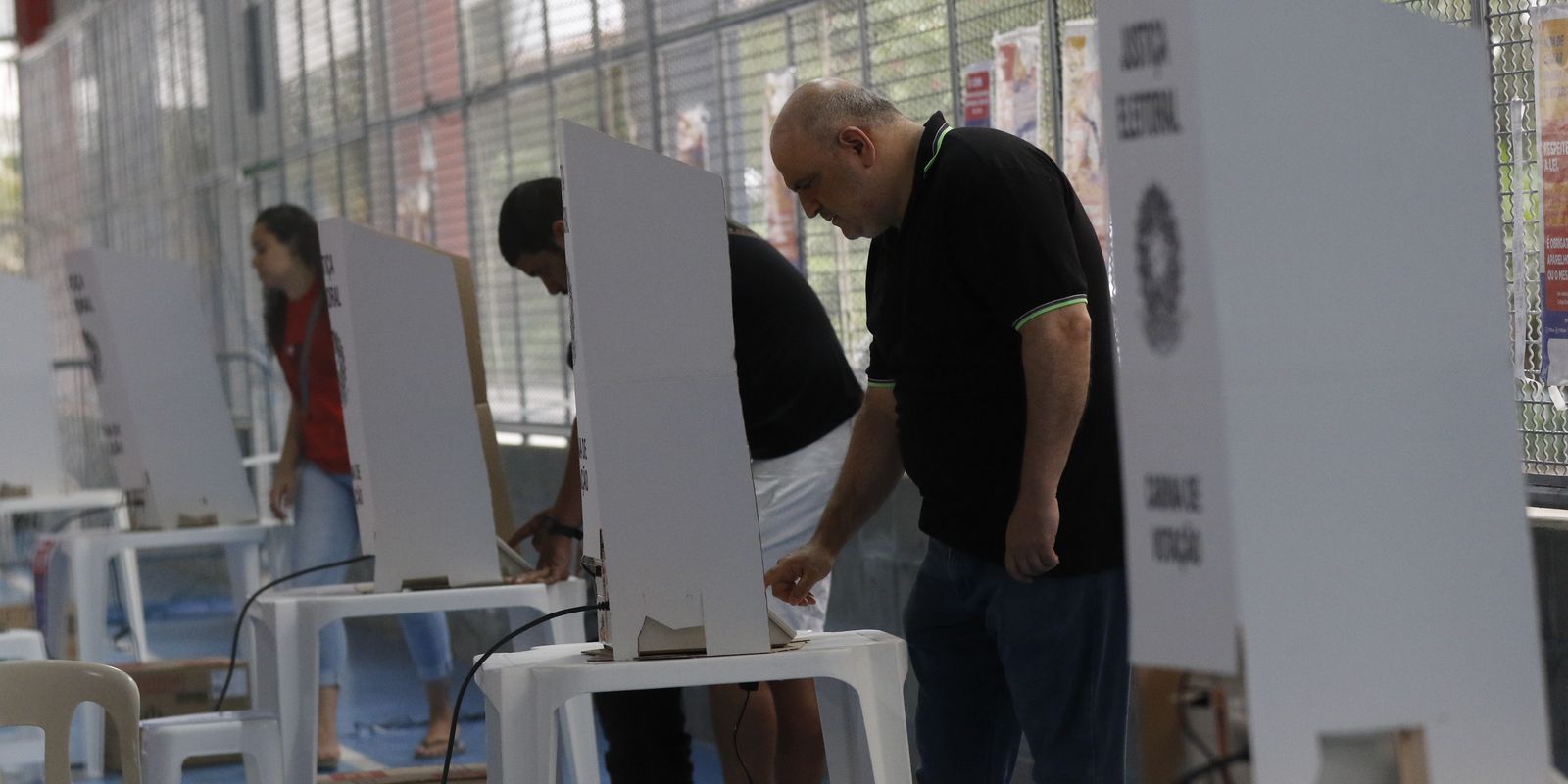 eleicoes-2026:-saiba-o-que-e-permitido-e-proibido-no-dia-da-votacao