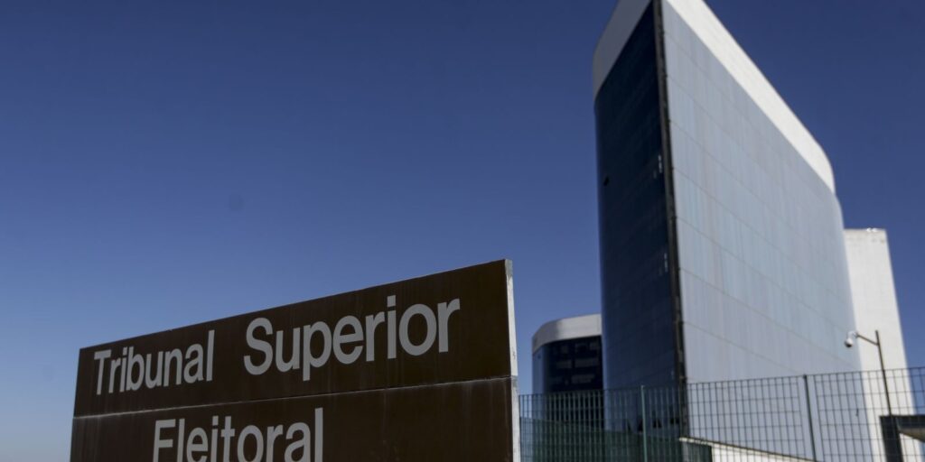 tse-rejeita-acao-para-derrubar-imagem-de-bolsonaro-feita-por-ia