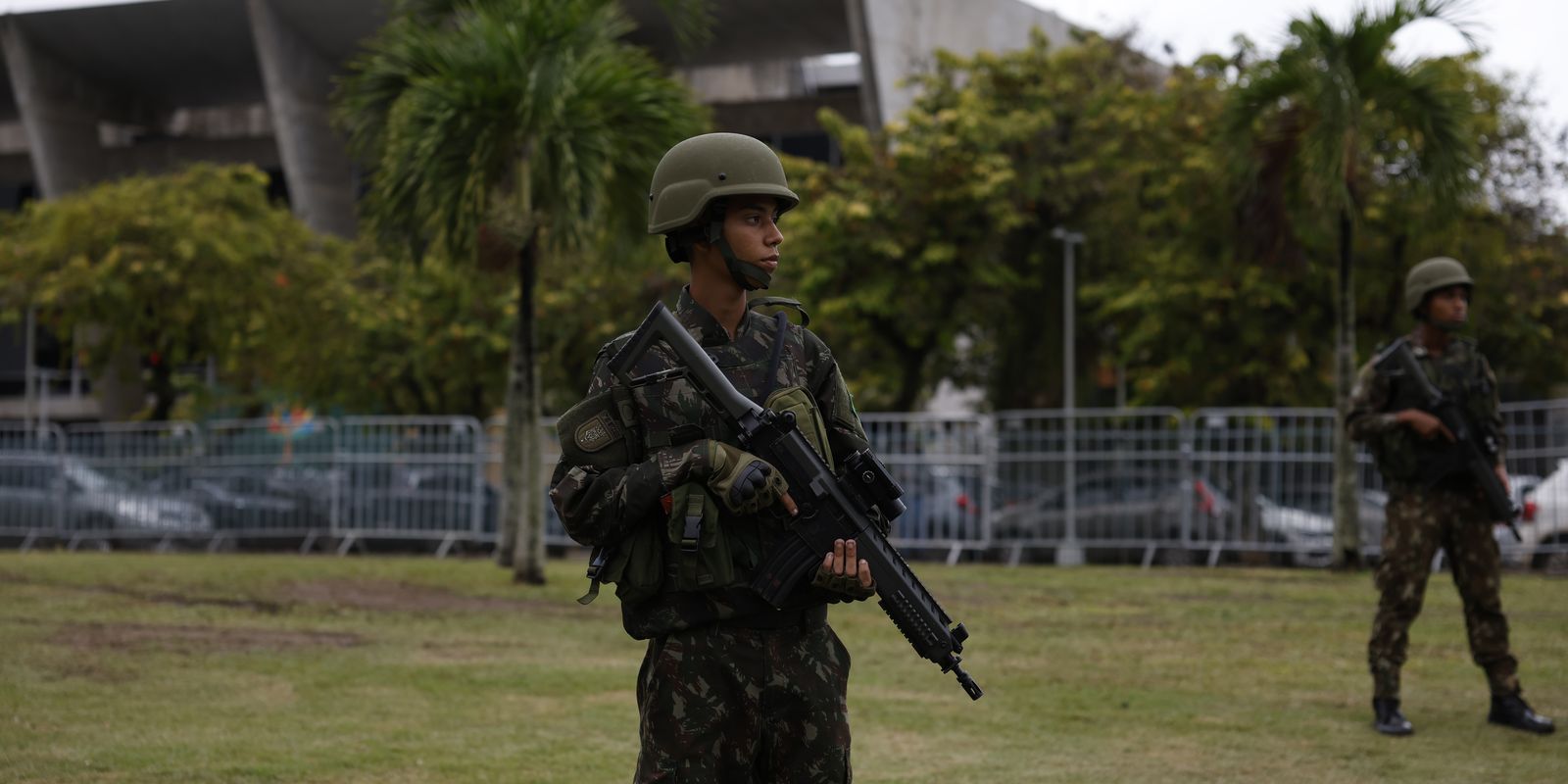 tropas-militares-vao-reforcar-locais-de-votacao-no-rio-de-janeiro