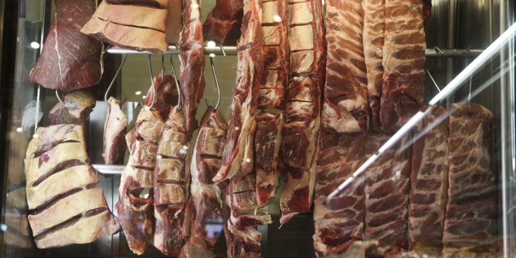 cota-chinesa-faz-exportacao-de-carne-bovina-recuar-27,1%-em-agosto