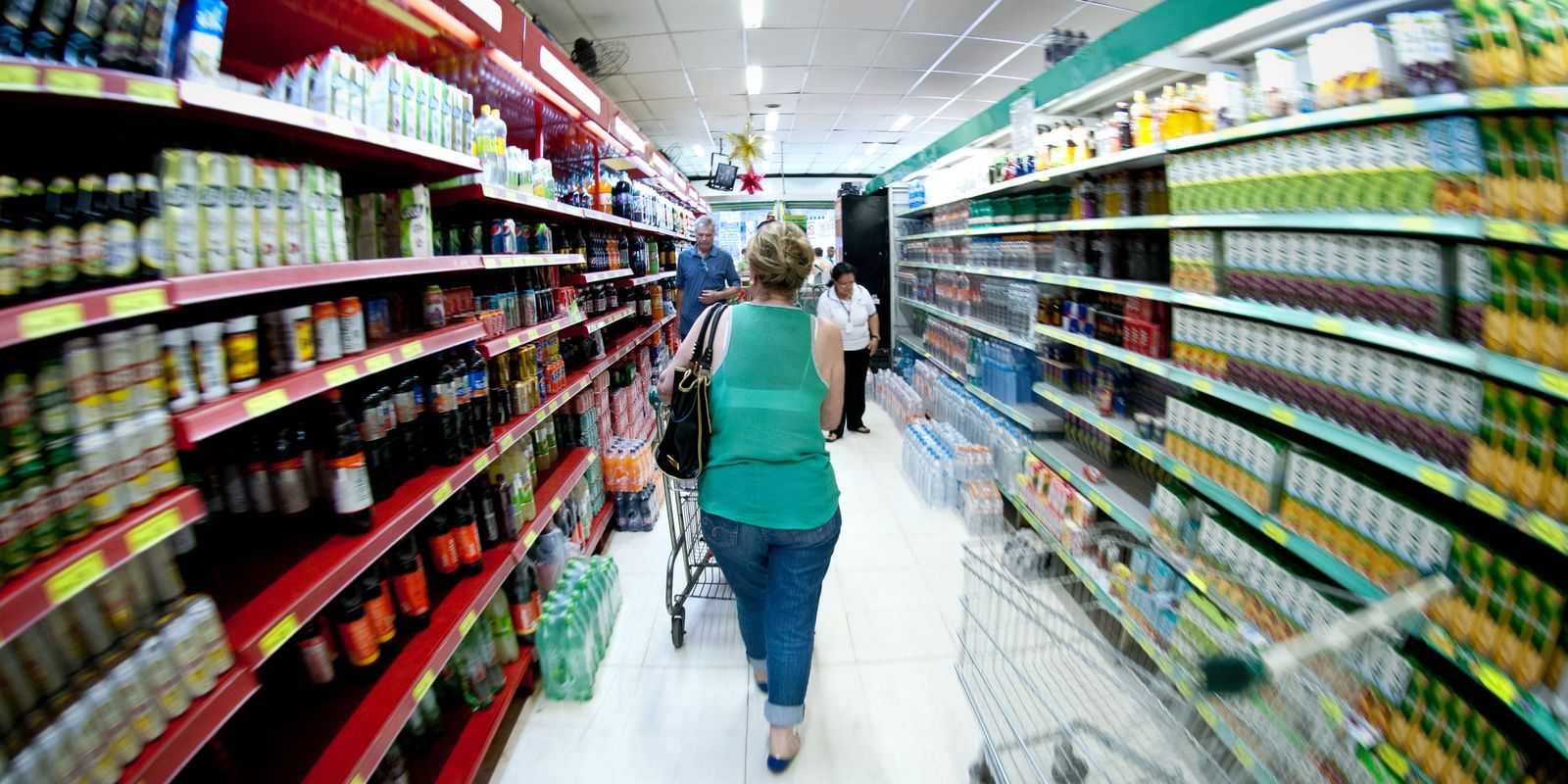 cesta-basica-ficou-mais-barata-em-25-capitais-em-agosto