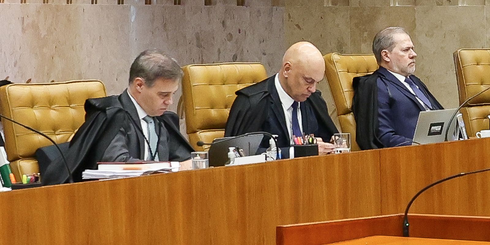moraes-acusa-mendonca-de-querer-incluir-seu-nome-em-delacao-de-vorcaro