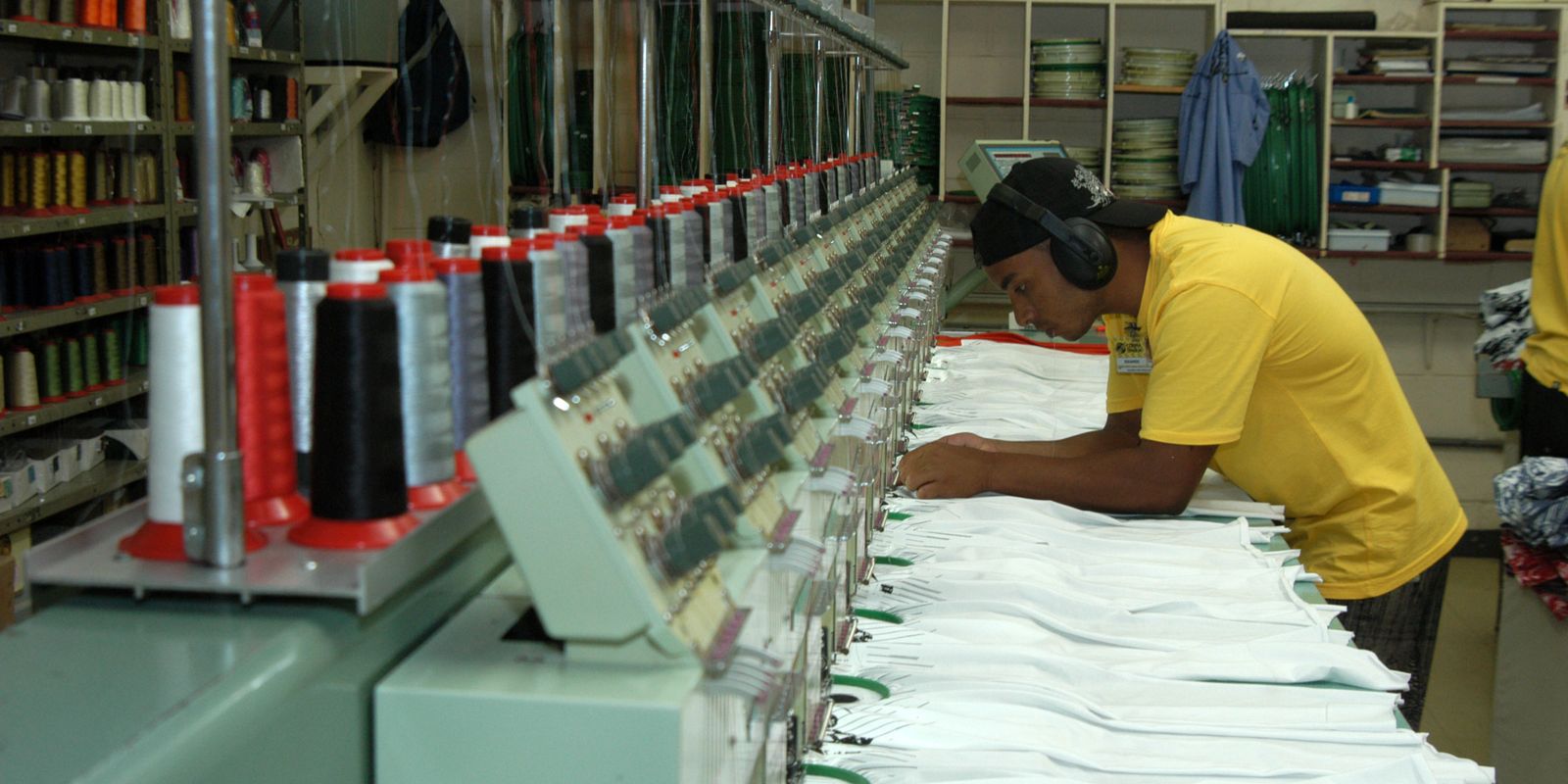 economia-recua-0,4%-na-passagem-de-junho-para-julho,-estima-fgv