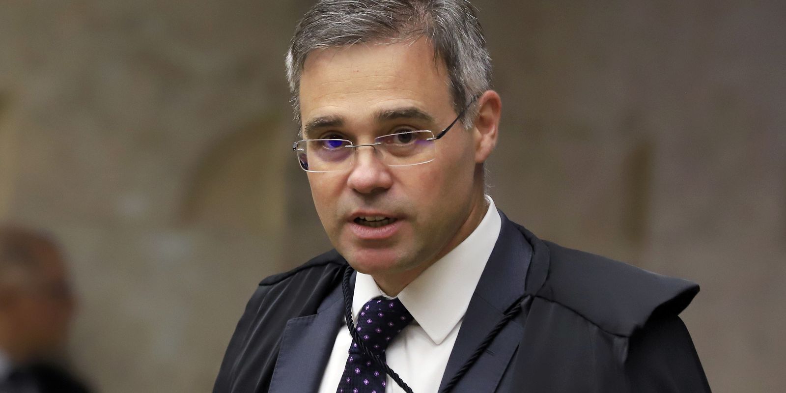 mendonca-rejeita-acao-contra-reajuste-do-bolsa-familia