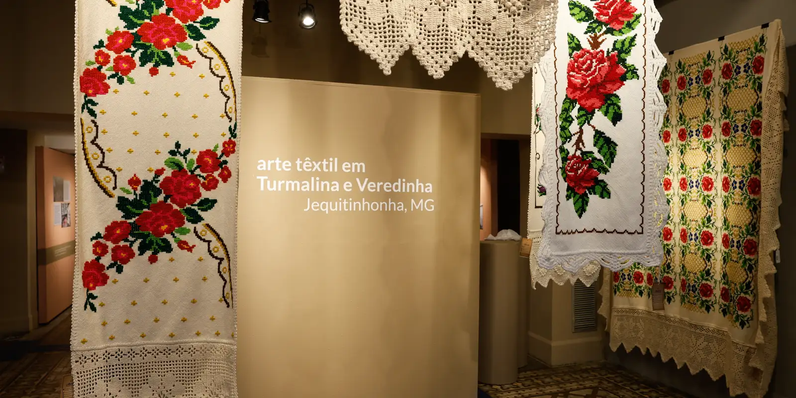 museu-do-folclore-recebe-bordados-do-vale-do-jequitinhonha