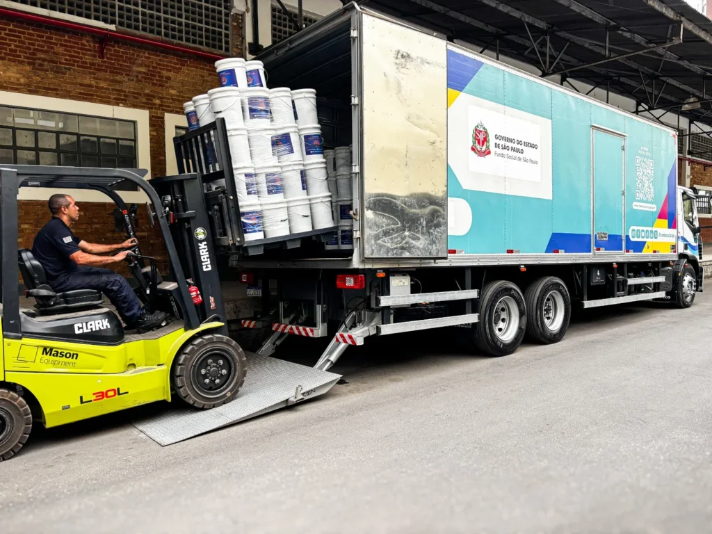 defesa-civil-de-sao-paulo-leva-ajuda-humanitaria-para-desalojados-em-itapetininga