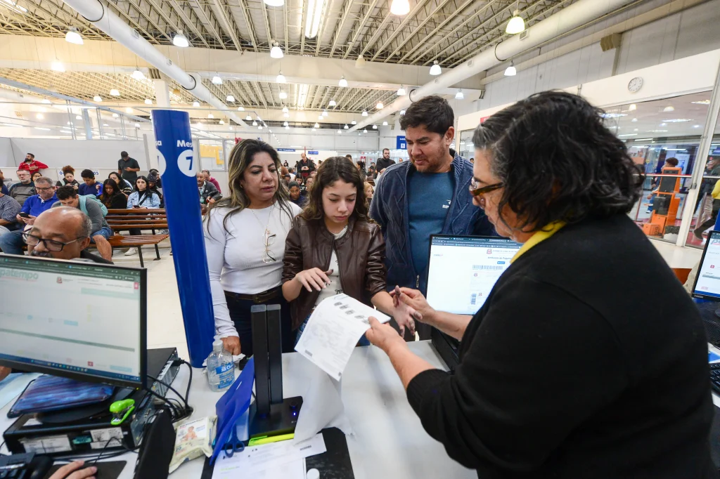 vai-viajar-para-paises-do-mercosul-e-esta-sem-documento?-saiba-como-tirar-a-carteira-de-identidade-provisoria-para-viagem