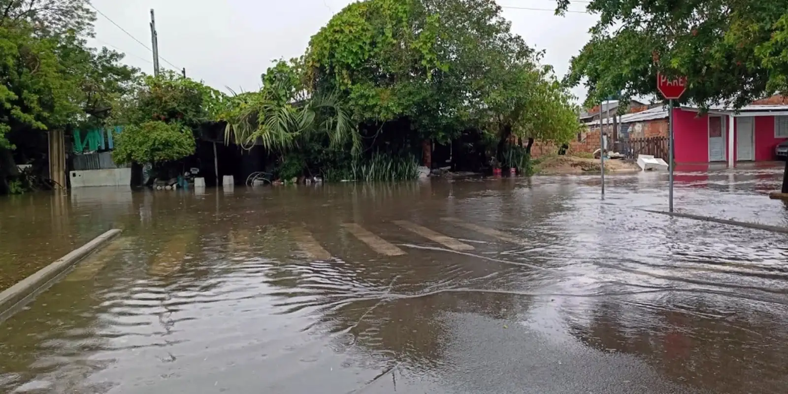 inmet-faz-alerta-de-tempestade-em-sao-paulo,-parana-e-minas-gerais