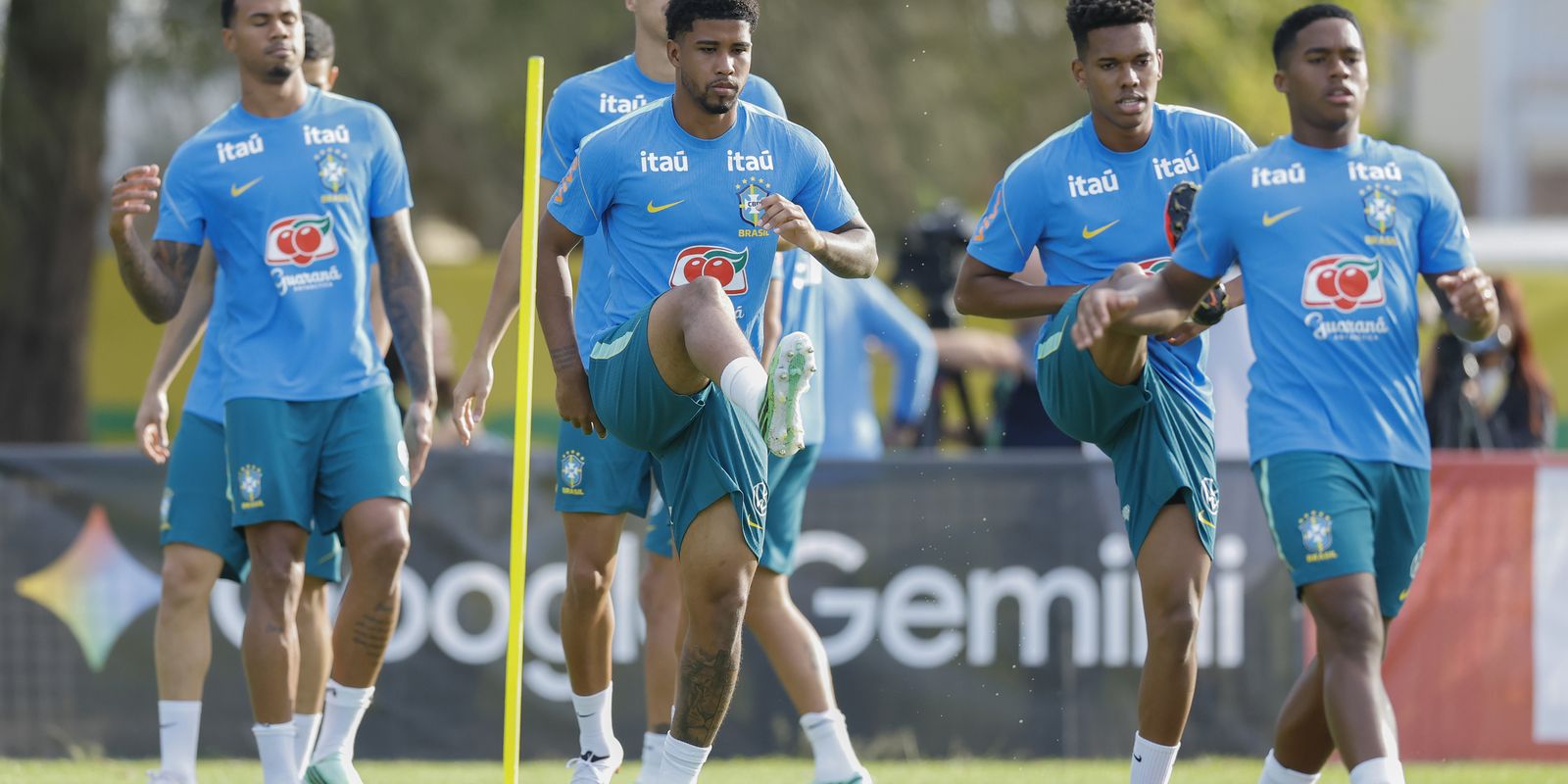 selecao:-ancelotii-comanda-1o-treino-com-grupo-completo-na-australia