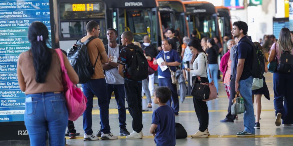 transporte-e-inseguranca-fazem-40%-das-mulheres-desistirem-de-emprego