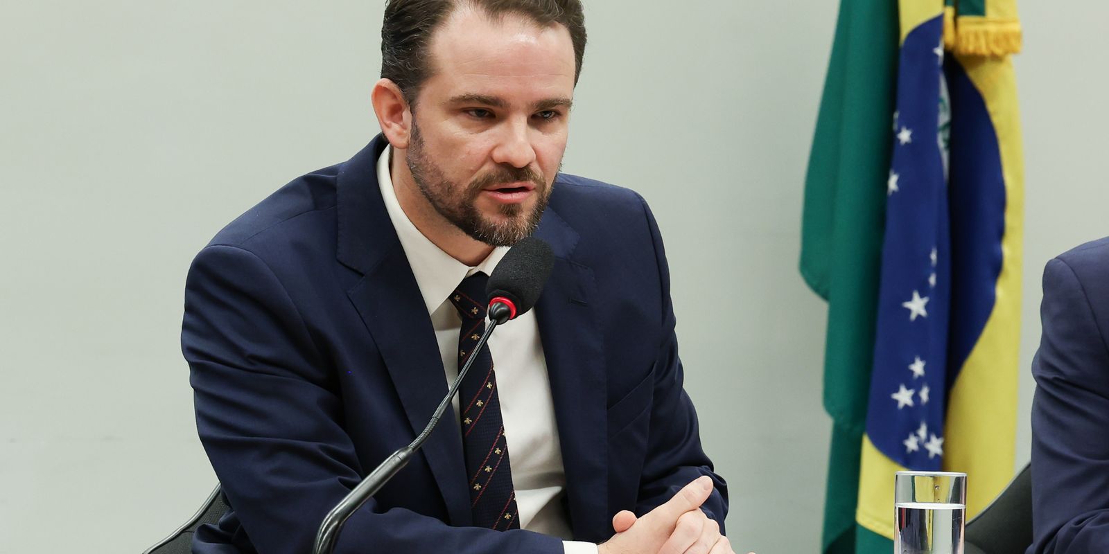 durigan:-financiadora-do-dark-horse-recebeu-verba-do-crime-organizado