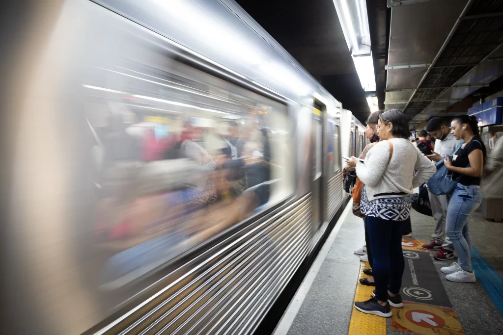 saiba-como-tirar-o-cartao-fidelidade-para-obter-desconto-da-passagem-do-transporte-sobre-trilhos
