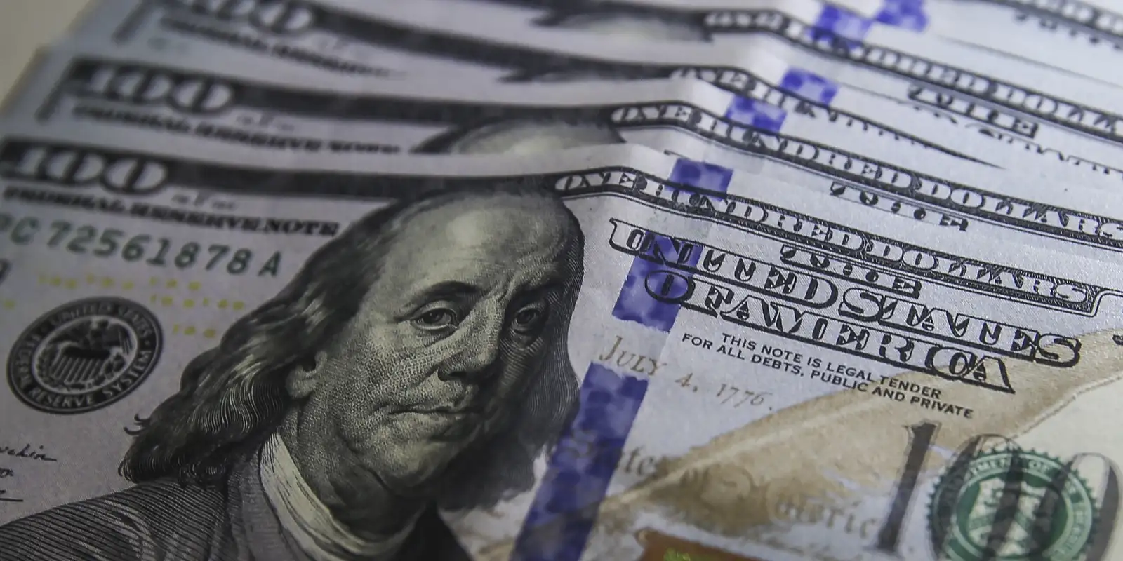 dolar-cai-para-r$-5,17-e-acumula-recuo-de-0,15%-em-setembro