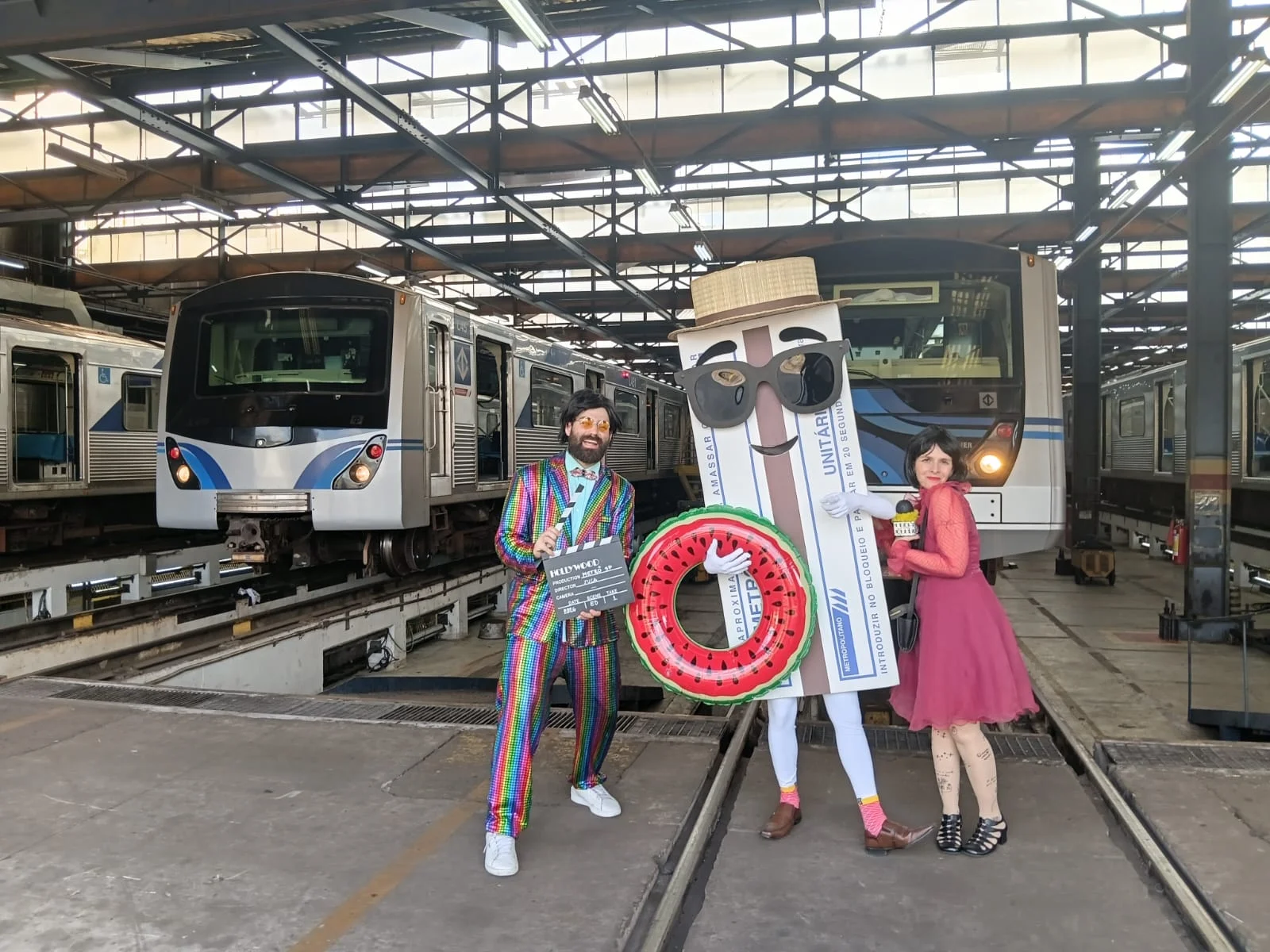 bilhete-edmonson-se-despede-em-acao-interativa-com-passageiros-do-metro-de-sp
