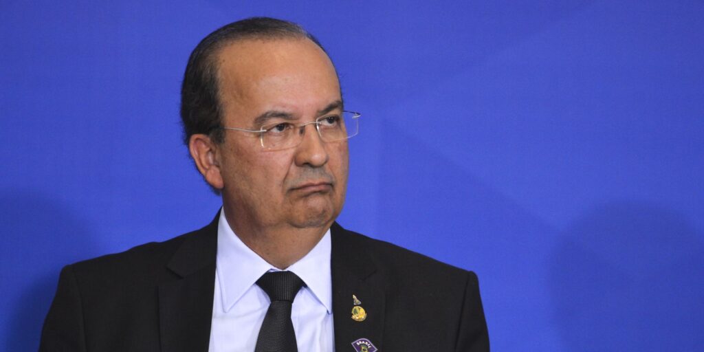jorginho-mello-e-reeleito-governador-de-santa-catarina-em-1°-turno