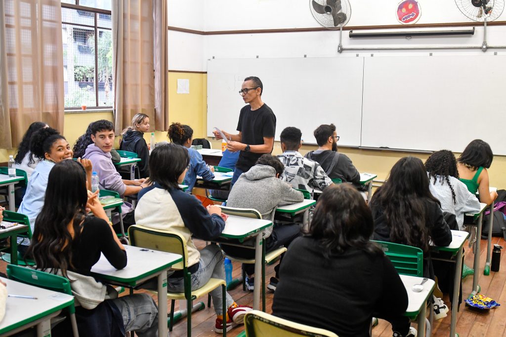 estado-de-sao-paulo-tem-a-maior-taxa-de-aprovacao-no-ensino-medio-do-brasil