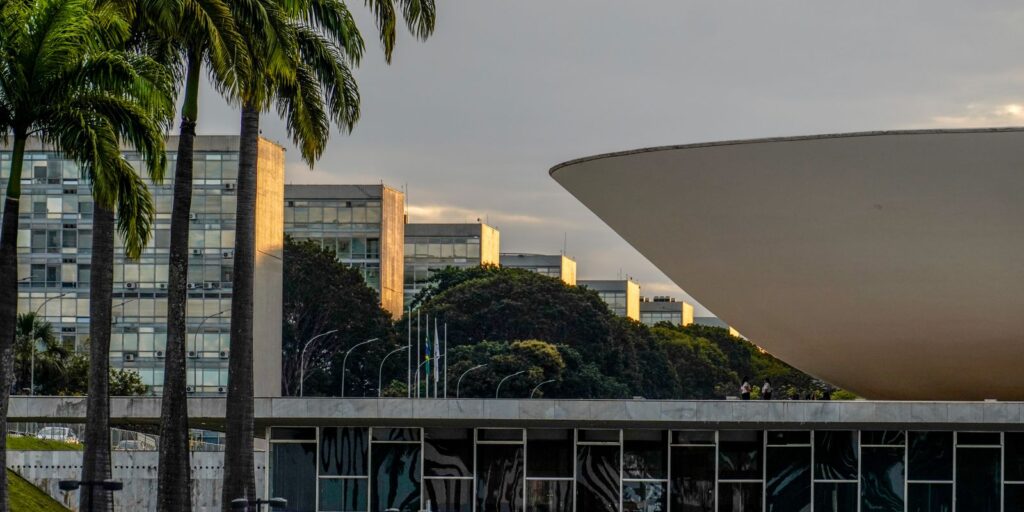 nikolas-ferreira-e-lucas-pavanato-foram-os-deputados-mais-votados
