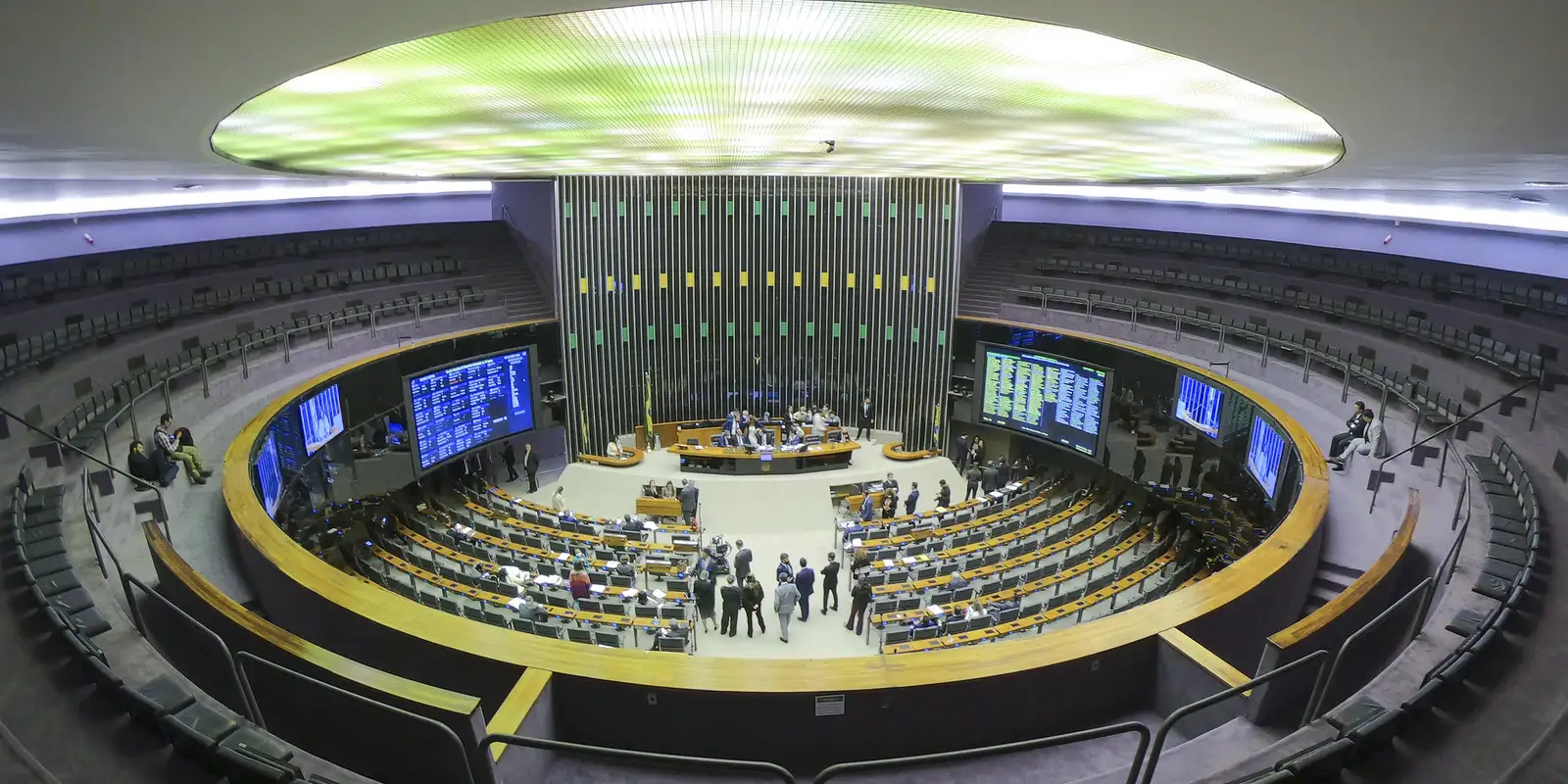 pl,-psd,-pt-e-republicanos-tem-15-governadores-eleitos