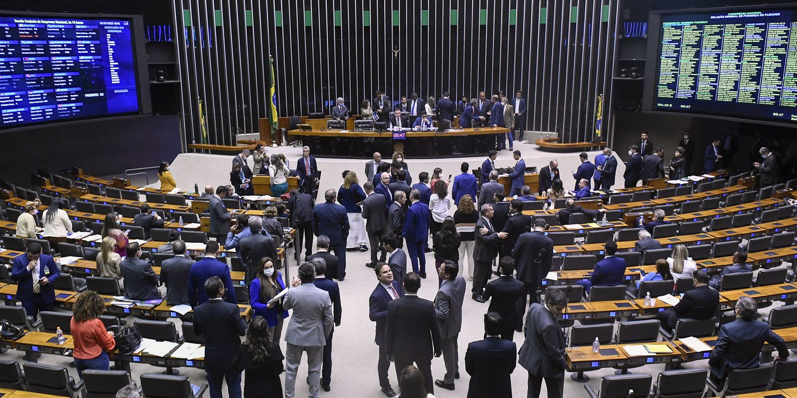 representacao-de-parlamentares-negros-segue-baixa,-diz-pesquisadora
