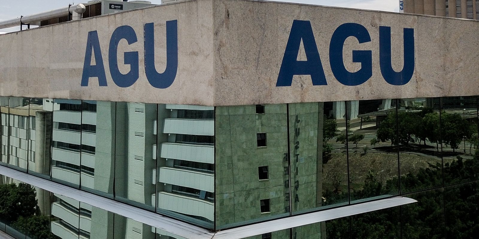 agu-pede-a-fux-que-aguarde-pgr-e-mantenha-proibicao-das-bets-no-pais