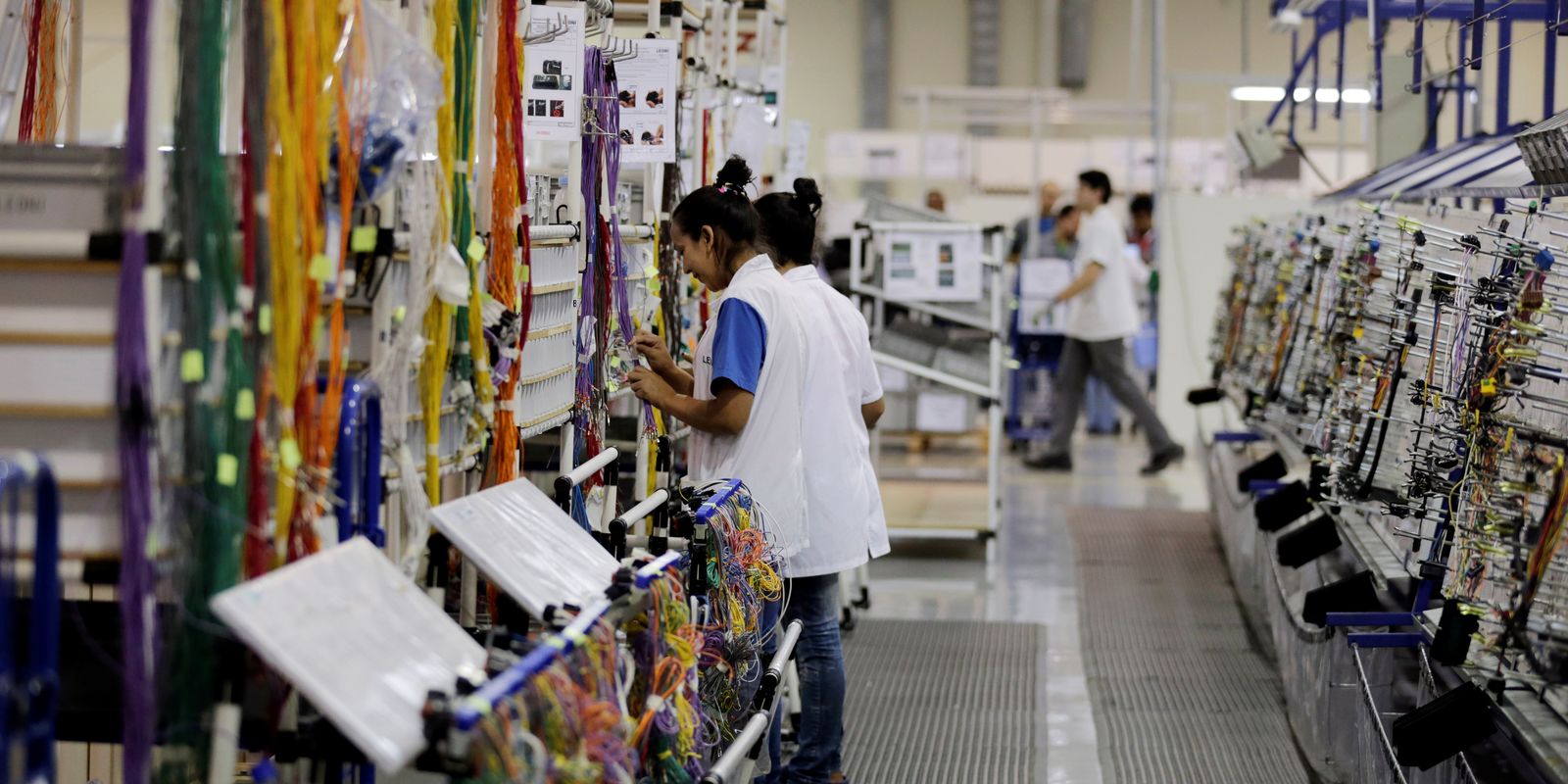 faturamento-da-industria-cai-3,5%-em-agosto,-informa-cni