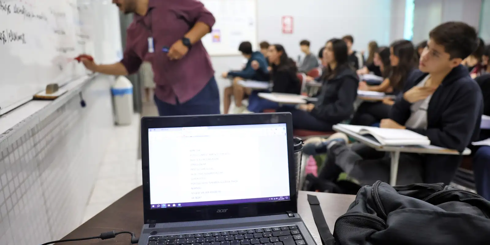 docentes-usam-inteligencia-artificial-para-inovar-e-engajar-alunos