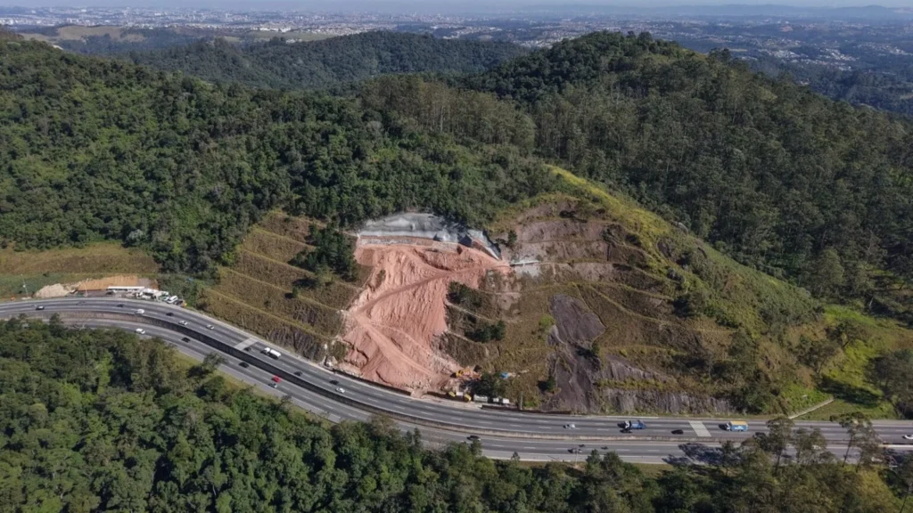 operacao-el-nino:-rodovias-de-sao-paulo-passam-por-obras-para-prevenir-riscos-aos-motoristas 