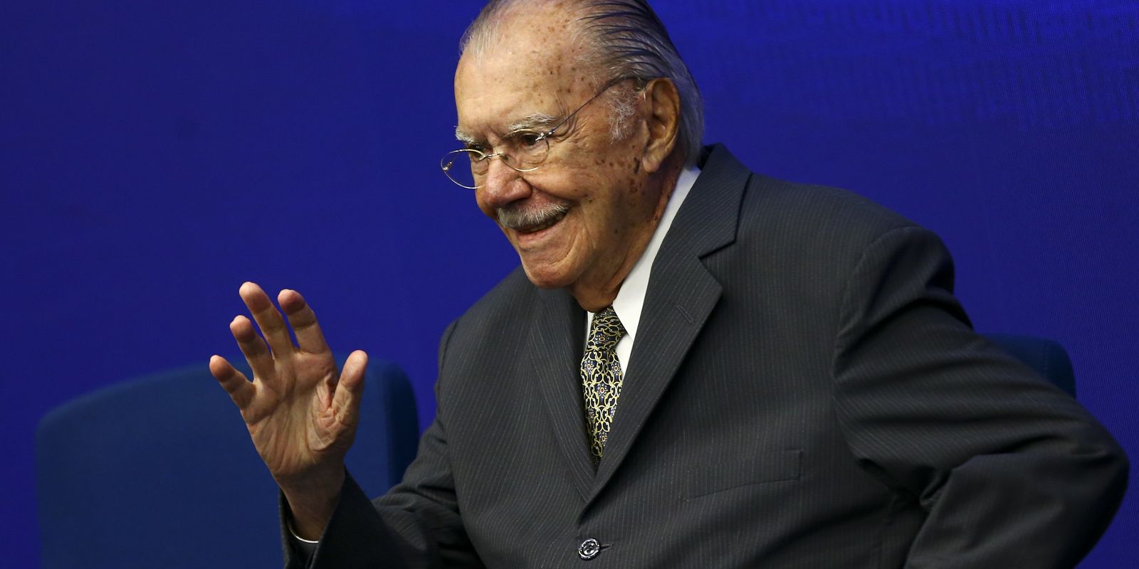 jose-sarney-recebe-alta-hospitalar-apos-nove-dias-de-internacao