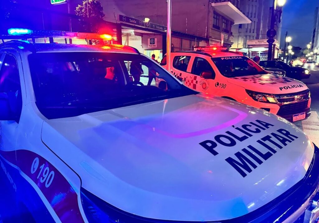 pm-resgata-bebe-e-salva-mulher-de-violencia-domestica-apos-‘pedido-de-pizza’-para-o-190